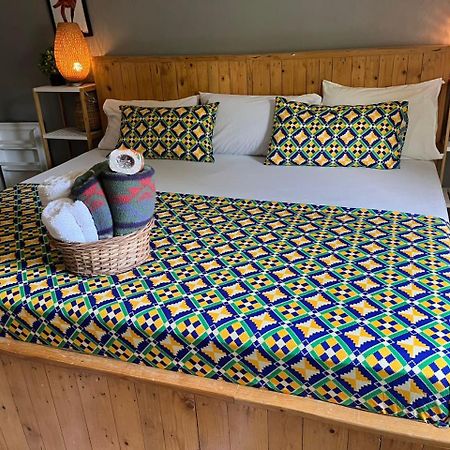 African Treasure Beach Resort Kokrobite Экстерьер фото
