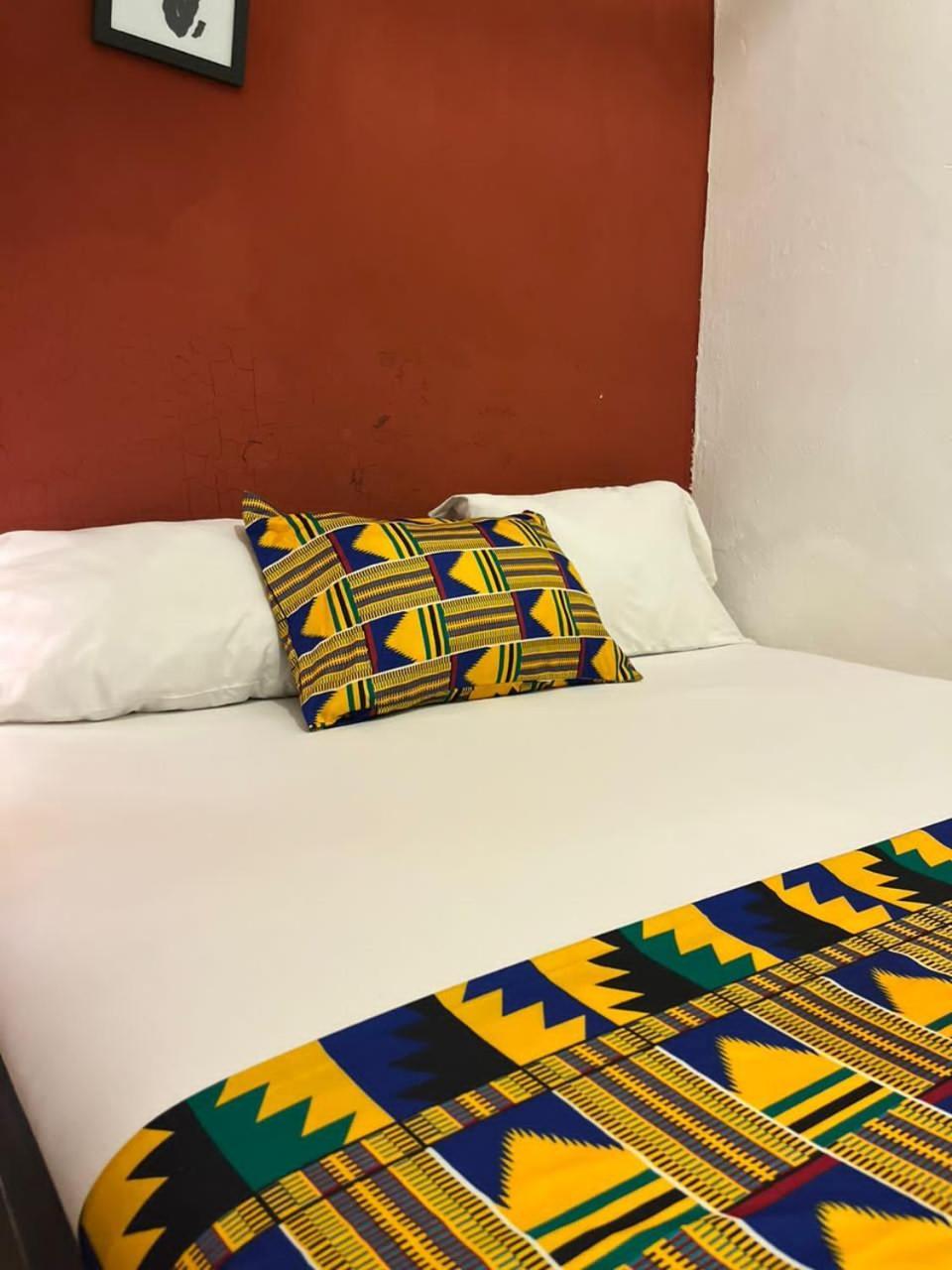 African Treasure Beach Resort Kokrobite Экстерьер фото
