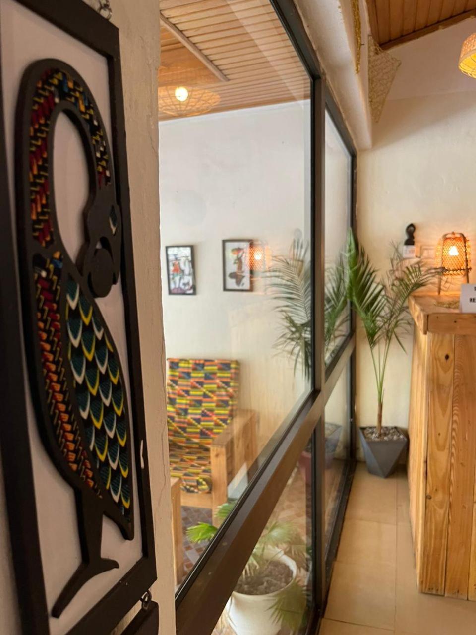 African Treasure Beach Resort Kokrobite Экстерьер фото