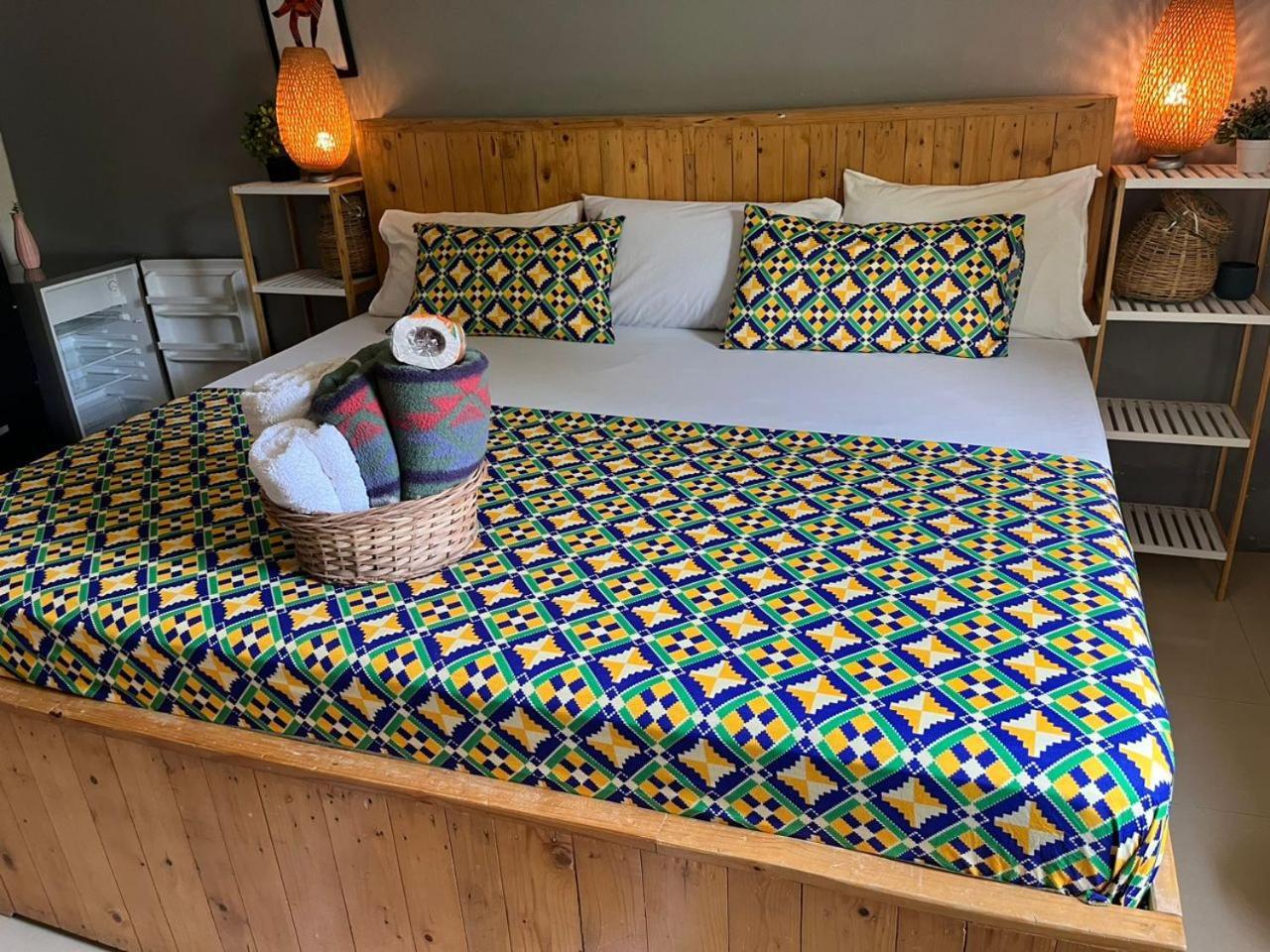 African Treasure Beach Resort Kokrobite Экстерьер фото