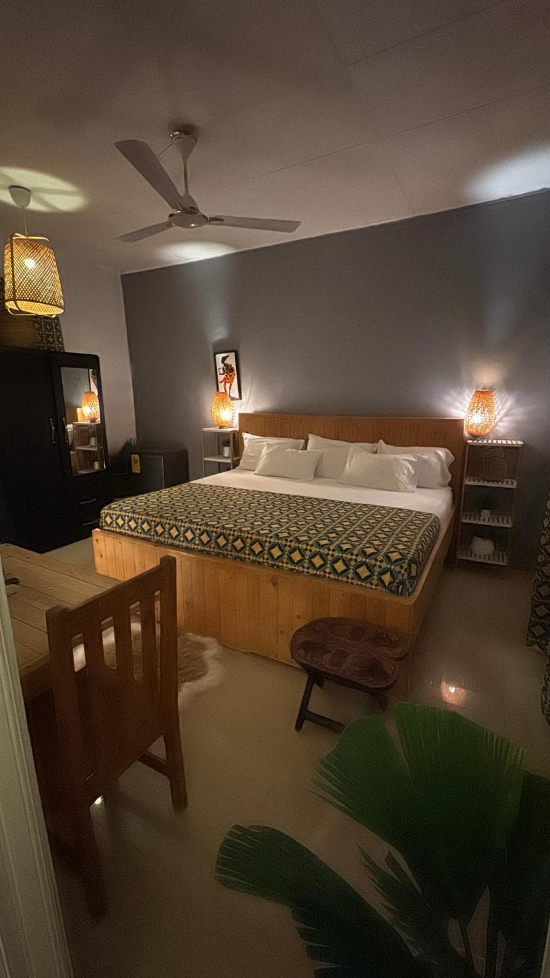 African Treasure Beach Resort Kokrobite Экстерьер фото