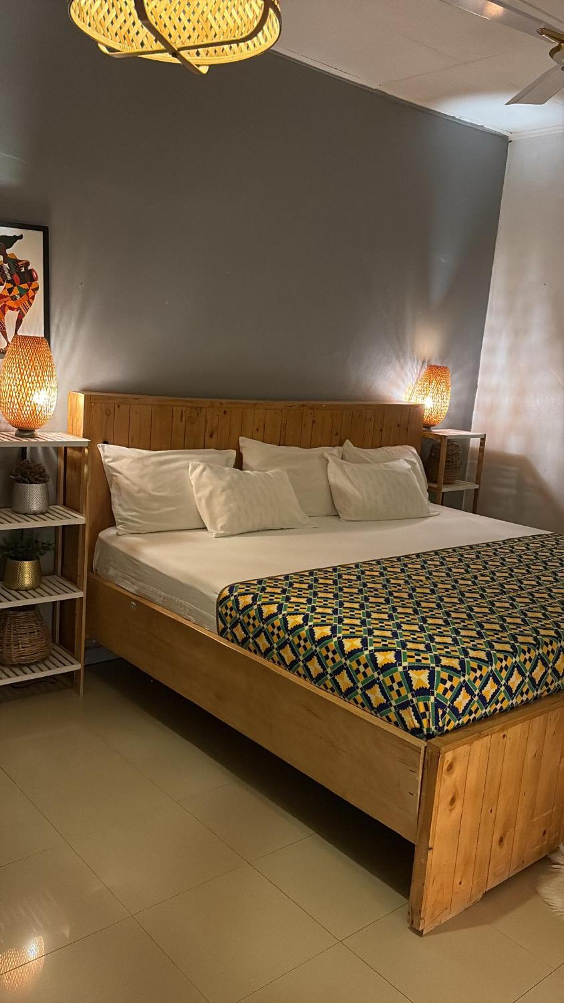 African Treasure Beach Resort Kokrobite Экстерьер фото
